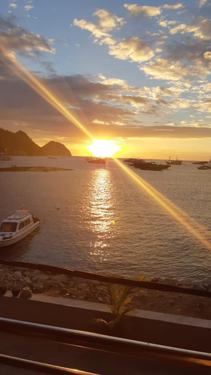 Bajo Sunset Hostel Labuan Bajo Exterior photo